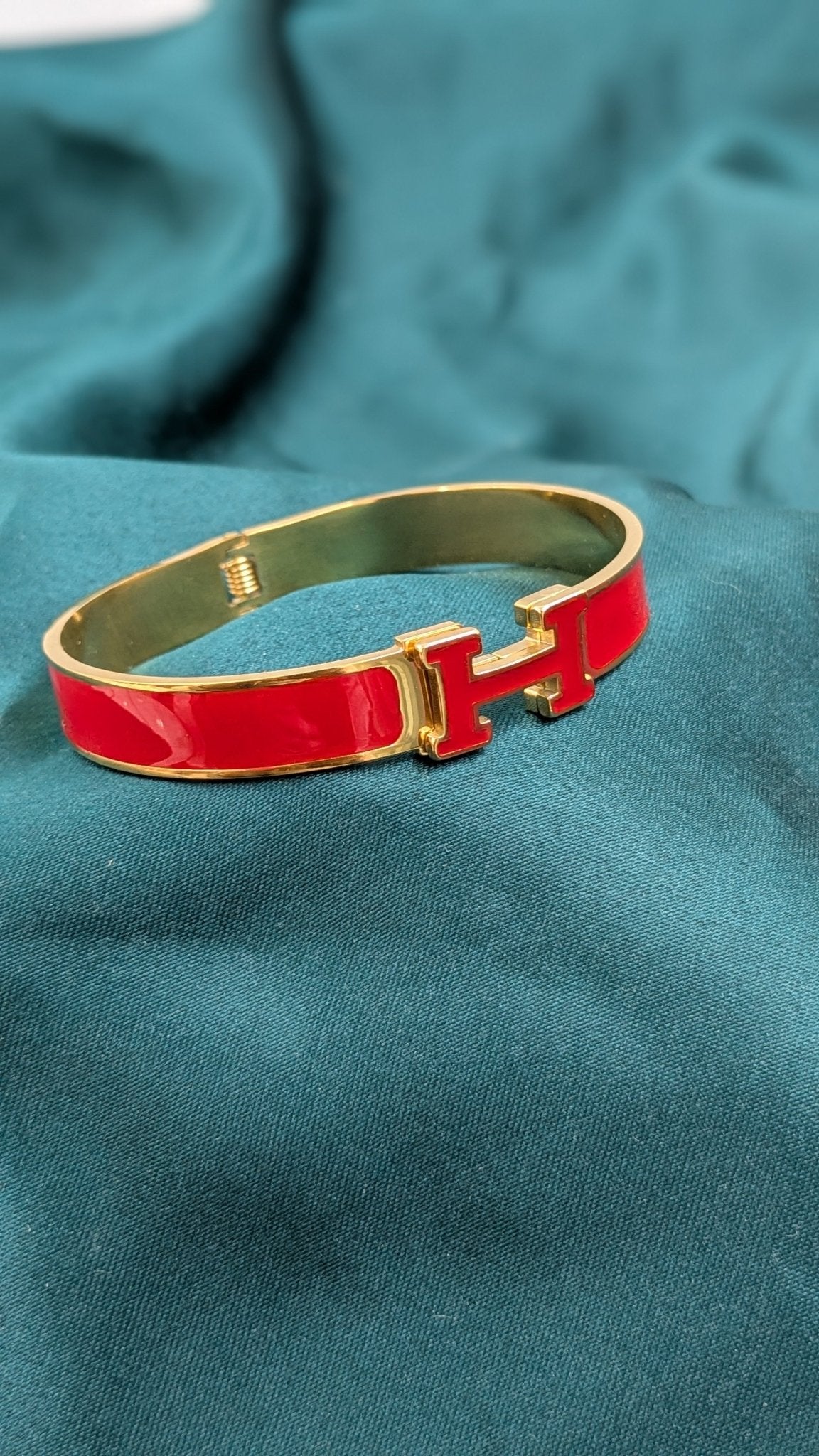 Hermes bangle - Ladies Point