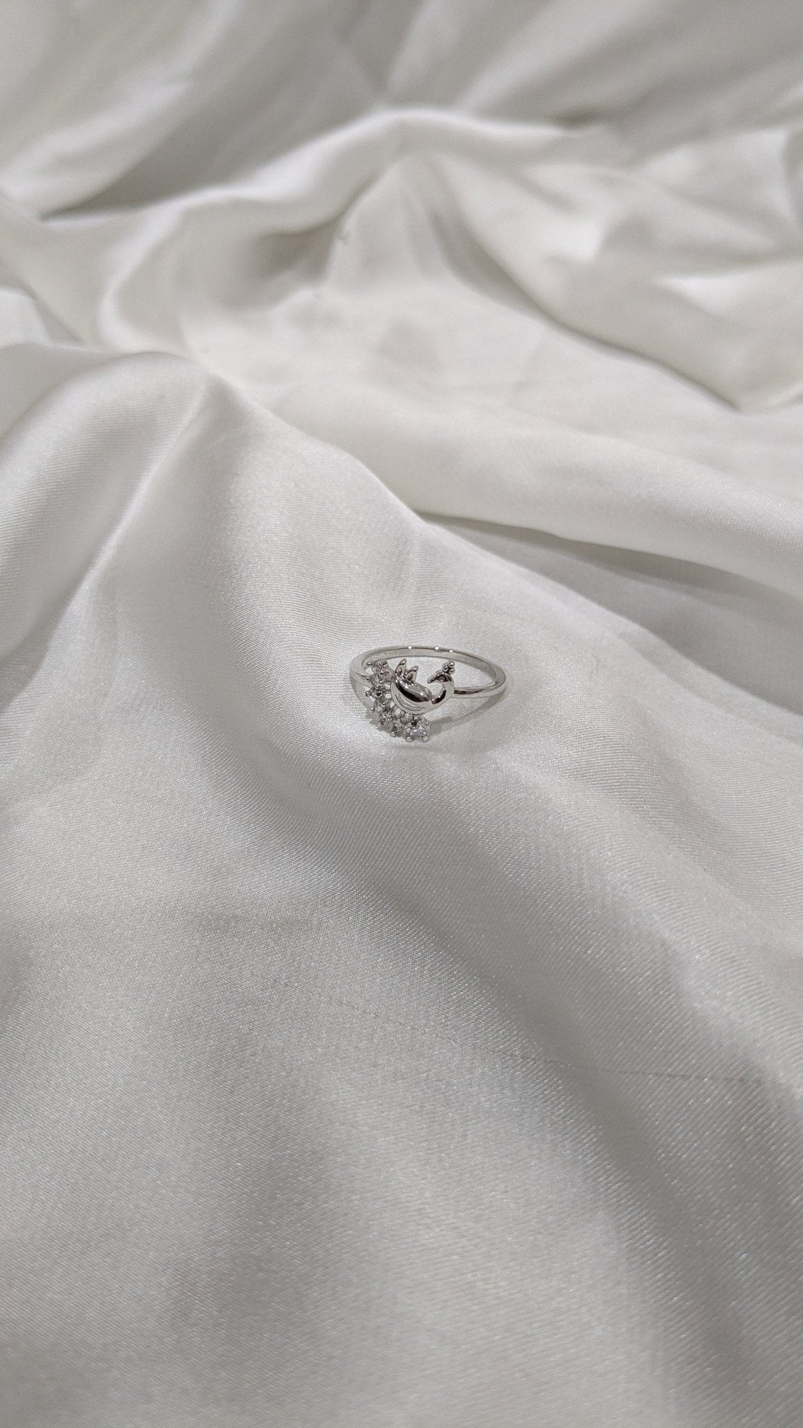 peacock - motif Rings - Ladies Point