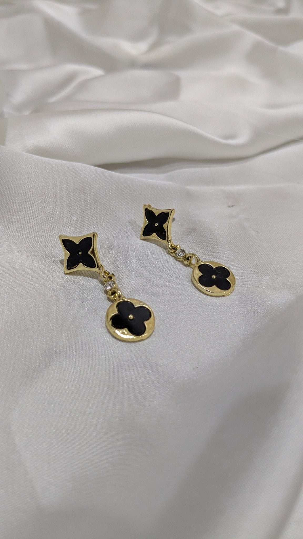 Clover drop Earring - Ladies Point