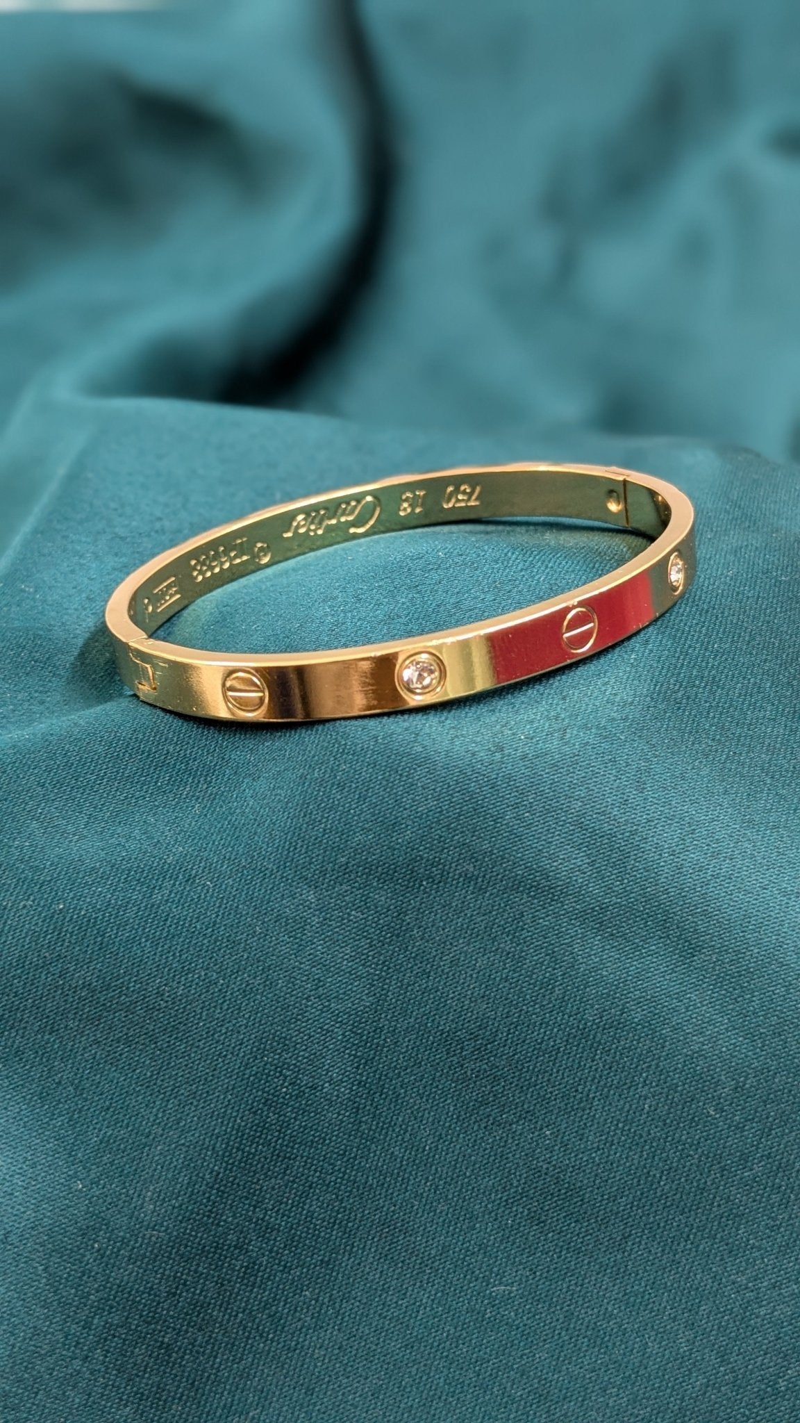 Cartier bangle - Ladies Point