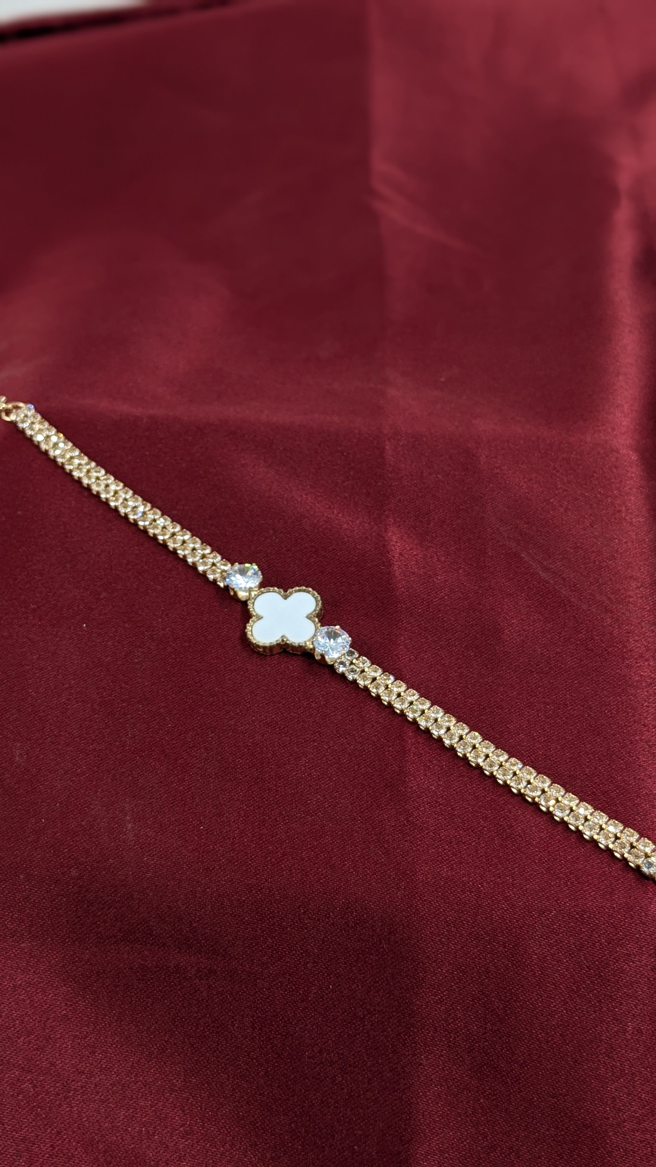 White Vanclef bracelet